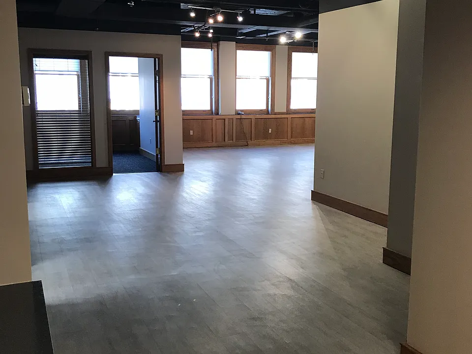 1320 P St #200