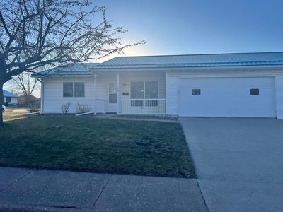 106 6th St NW, Waukon, IA, 52172