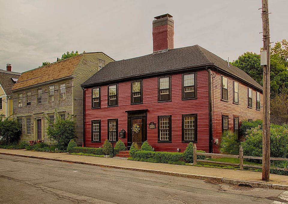 1st image of 28 Winter St