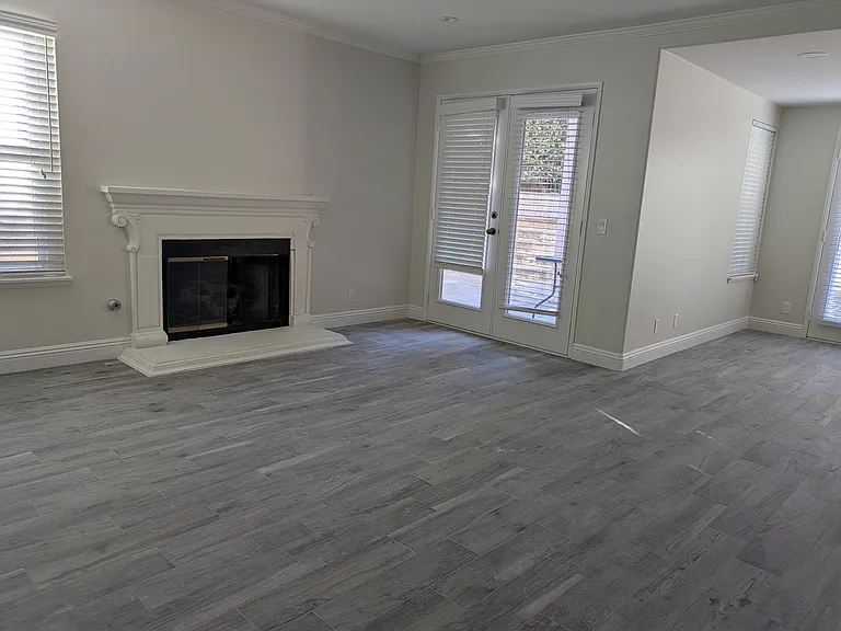 1025 Shoal Creek Ct — Photo 9