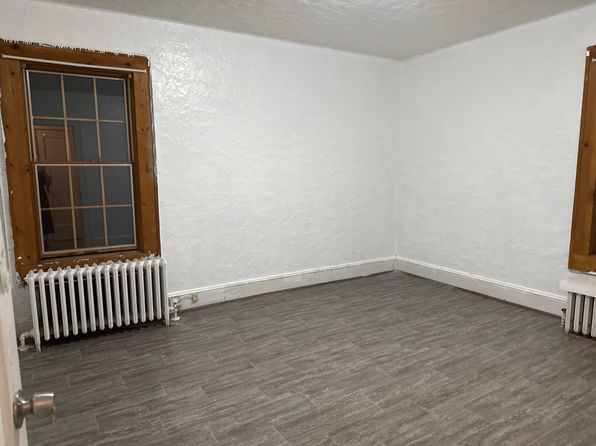 6 View Ave UNIT 1, Albany, NY 12209
