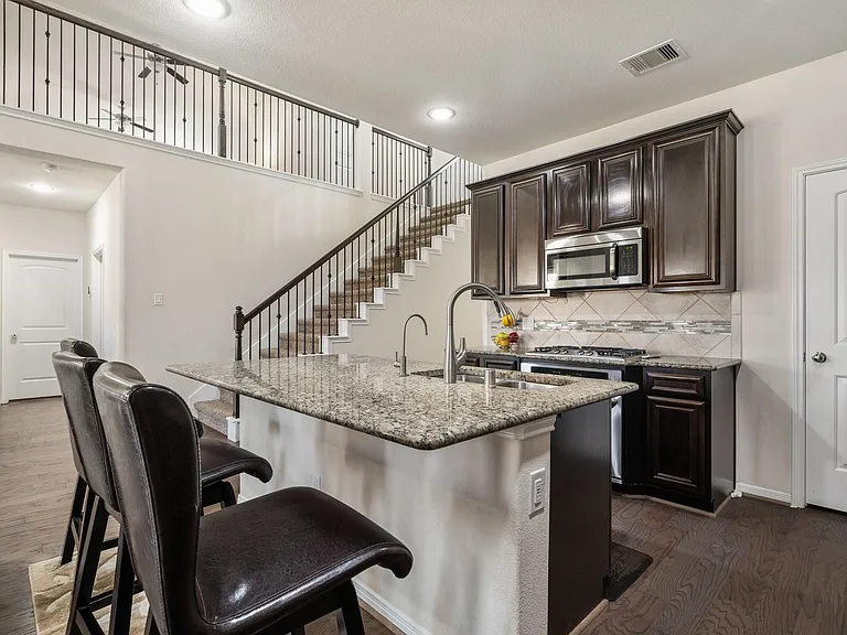 1505 Heartwood Dr — Photo 13