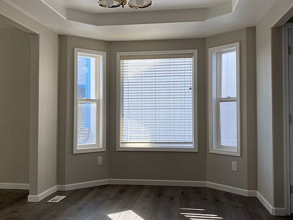 5th image of 1505 201st St E