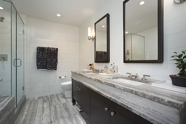 Sold by BLU Real Estate | media 4