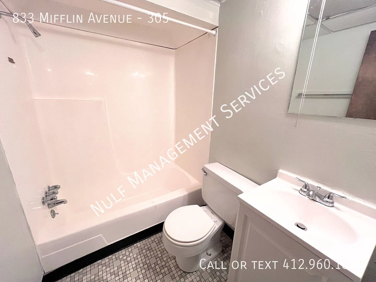 2 bed, 1 bath in Edgewood with Exposed Brick Accents! — Photo 4