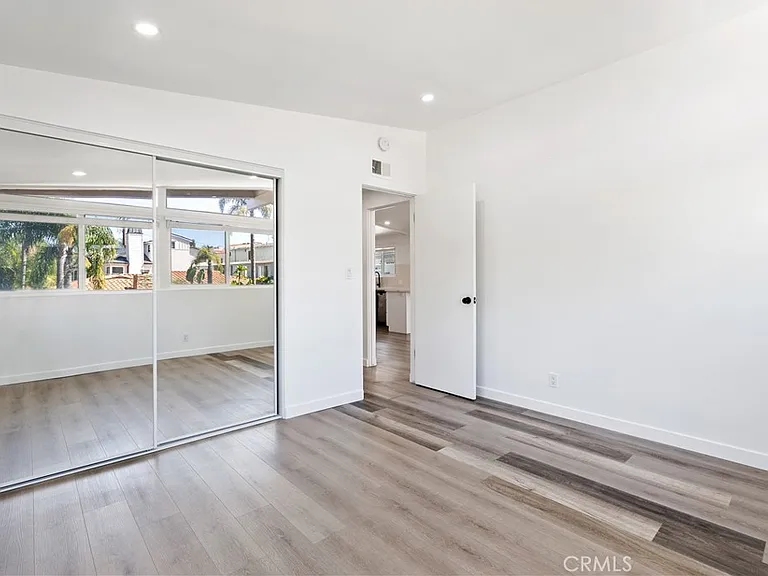 3205 Bayside Dr — Photo 10