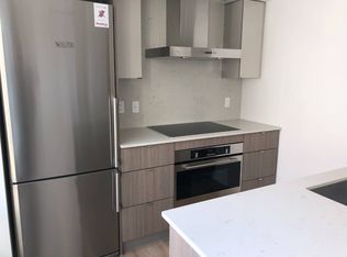 1788 Columbia St #606, Vancouver, BC V5Y 0L7