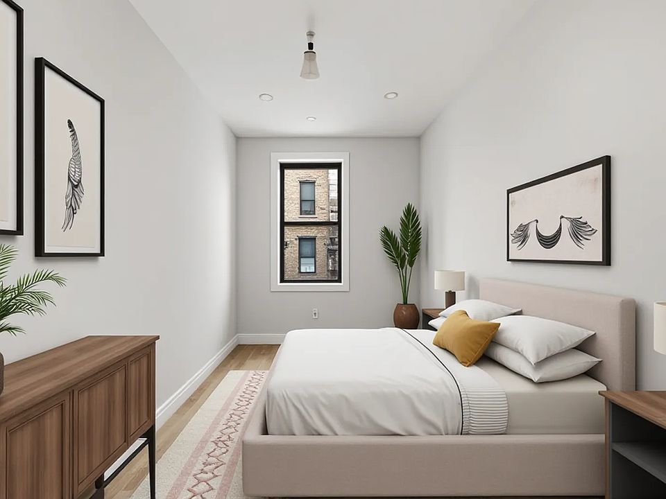 2nd image of 117 W 111th St #6