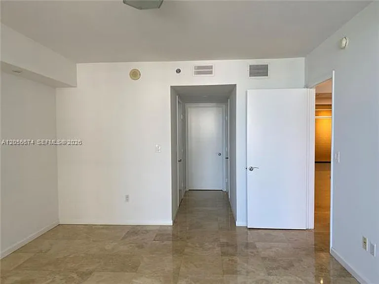1830 Ocean Dr #CU-1210 — Photo 13