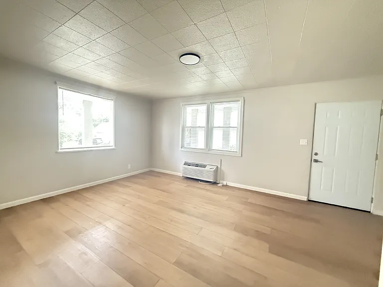 3131 Conner Dr #8 — Photo 13