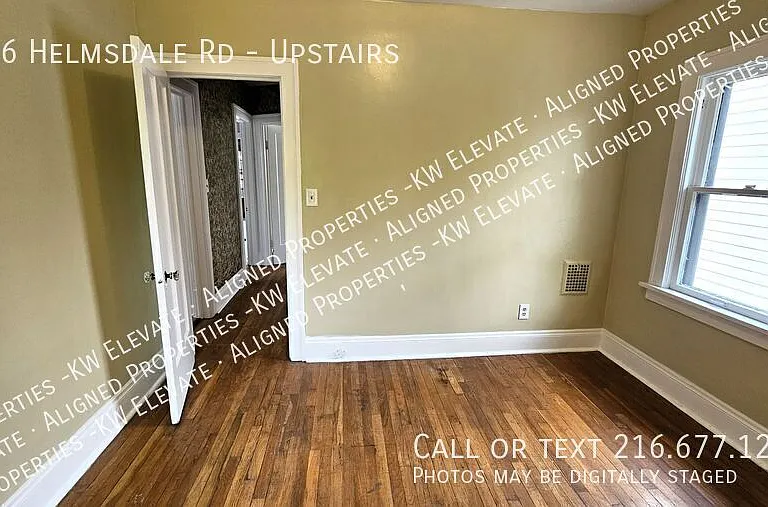 886 Helmsdale Rd #UPSTAIRS — Photo 11