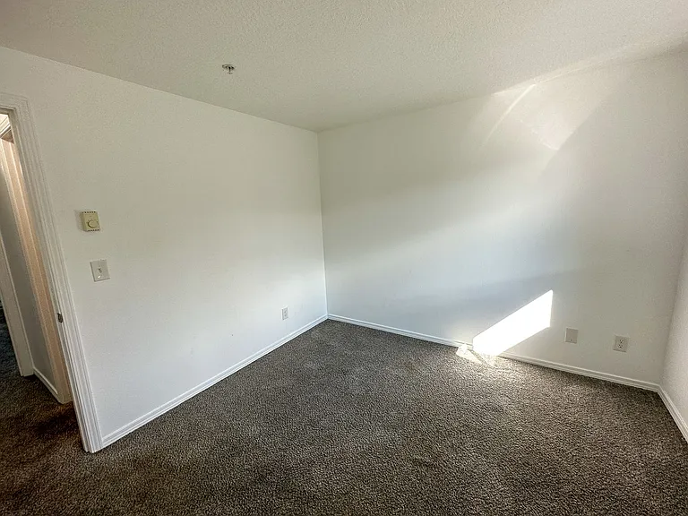 3446-3462 Hadley St NE — Photo 20