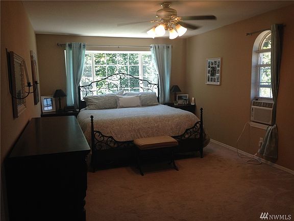 5th image of 1426 Amber Blvd