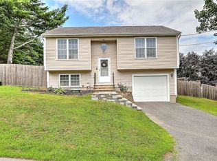 5 Craigie Ave, Johnston, RI 02919