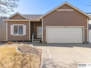 6522 N 142nd Cir, Omaha, NE 68164