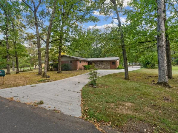235 Cedar St, Chatsworth, GA 30705