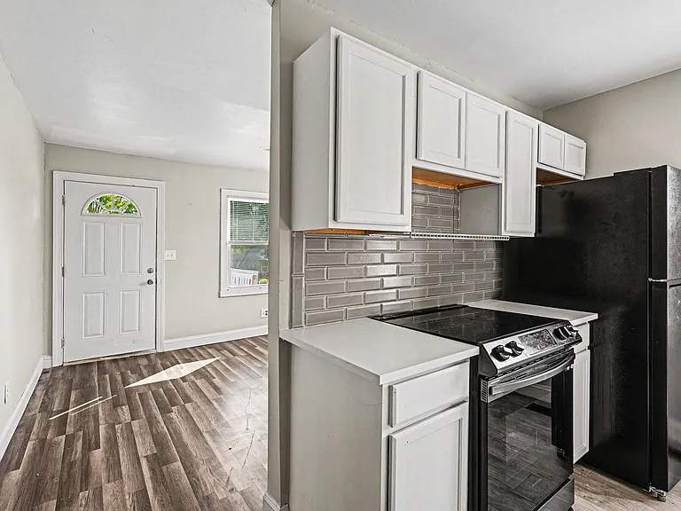 2604 Booker Ave — Photo 12