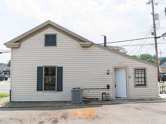 3rd image of 21 N E St