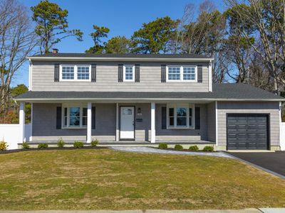 43 Midwood Road, West Babylon, NY, 11704