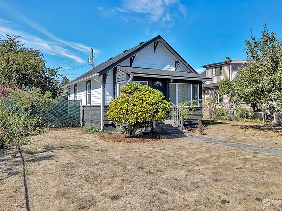 2nd image of 7432 Tacoma Avenue S