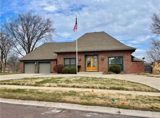 9600 W 106th St, Overland Park, KS 66212