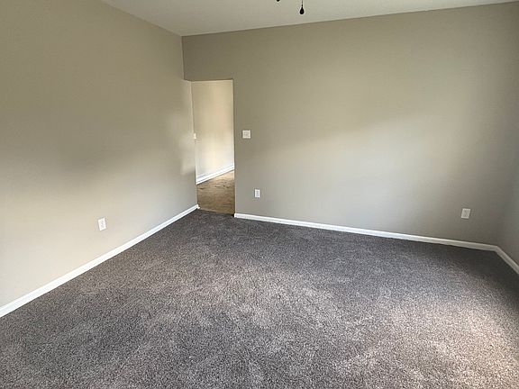 3rd image of 248 Franklin St Unit 1