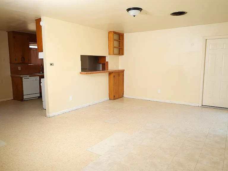 13207 Santa Teresa Rd — Photo 4