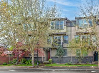 3181 SE Brookwood Ave, Hillsboro, OR 97123