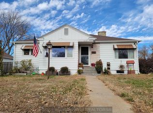2104 W 18th St, Grand Island, NE 68803