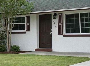 205 Yale Dr, Sanford, FL 32771