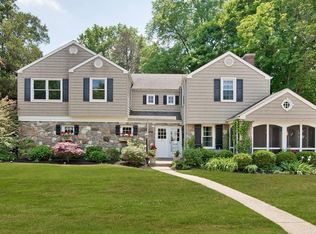 157 Harding Rd, Red Bank, NJ 07701