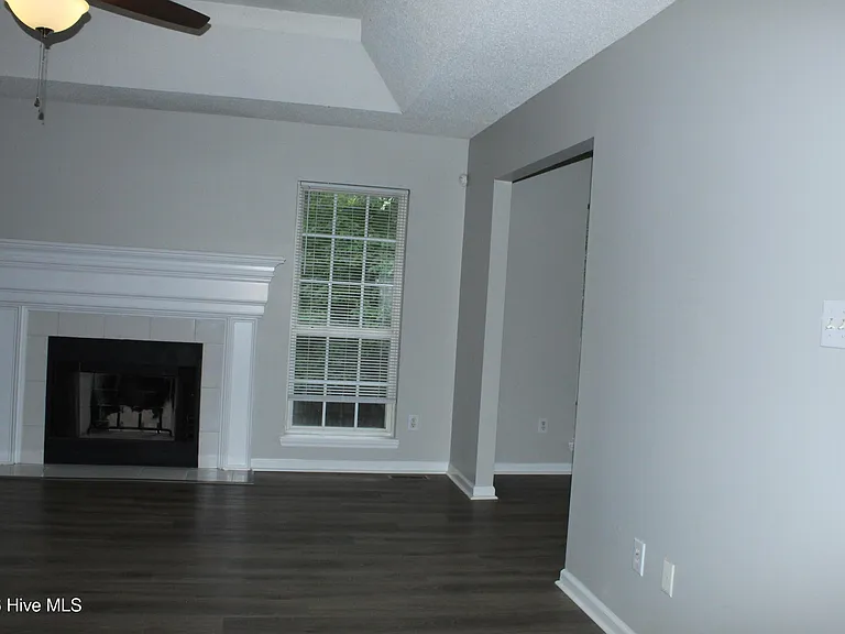 2514 Winterville Dr — Photo 5