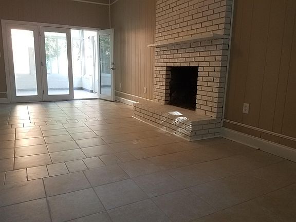 5th image of 2231 Pendleton Dr