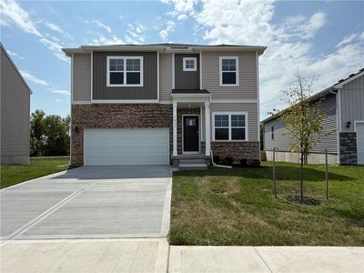 709 Fallen Leaf Dr, Belton, MO, 64012