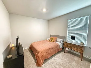 380 Arbor Hls — Photo 9