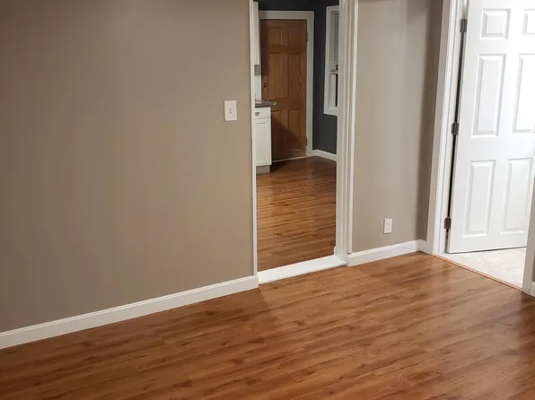 30 Winsor St #2S, Fairhaven, MA 02719