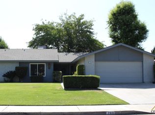 709 New Stine Rd, Bakersfield, CA 93309