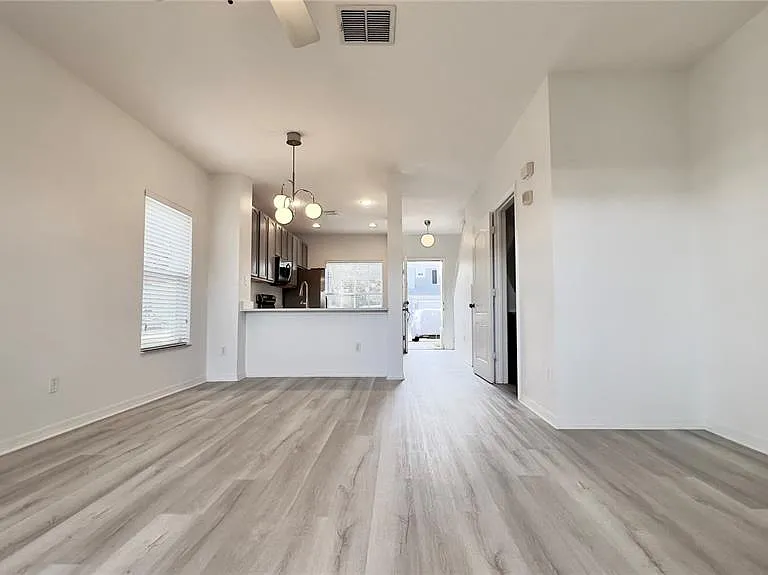 10946 Savannah Wood Dr #147 — Photo 18