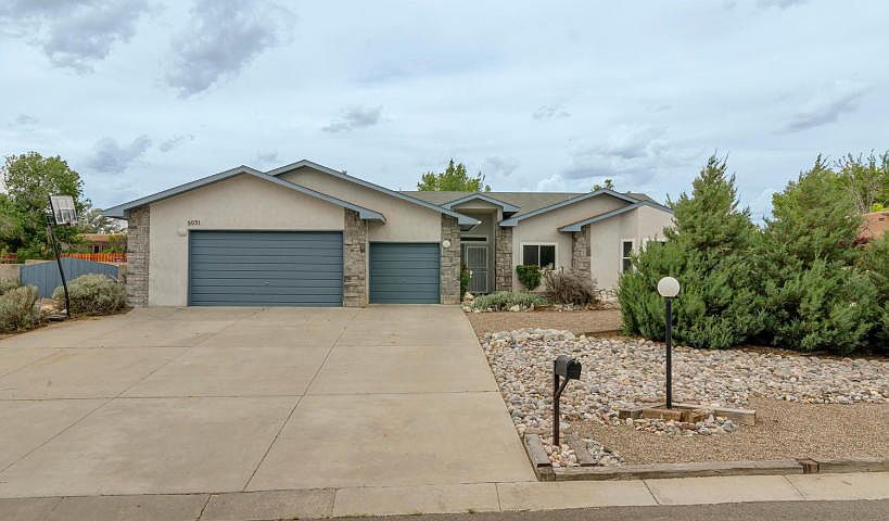 1st image of 5031 Russell Dr NW