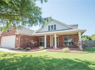 706 Tee Box Ct, Mansfield, TX 76063