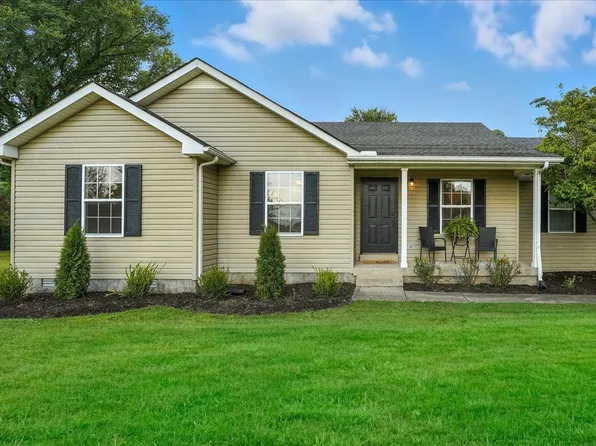 225 Antler Dr, Murfreesboro, TN 37130