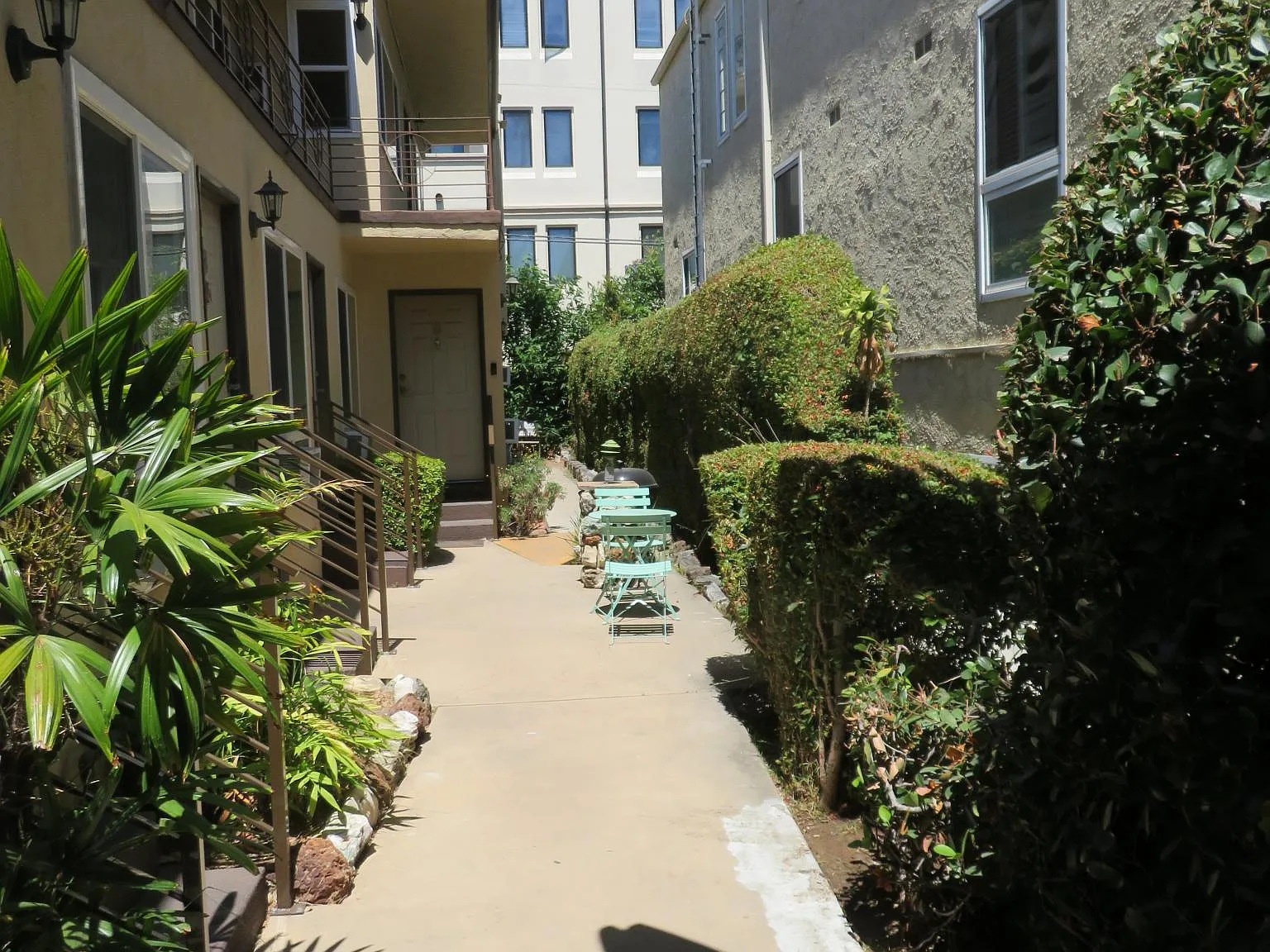 1814 Parnell Avenue — Photo 4