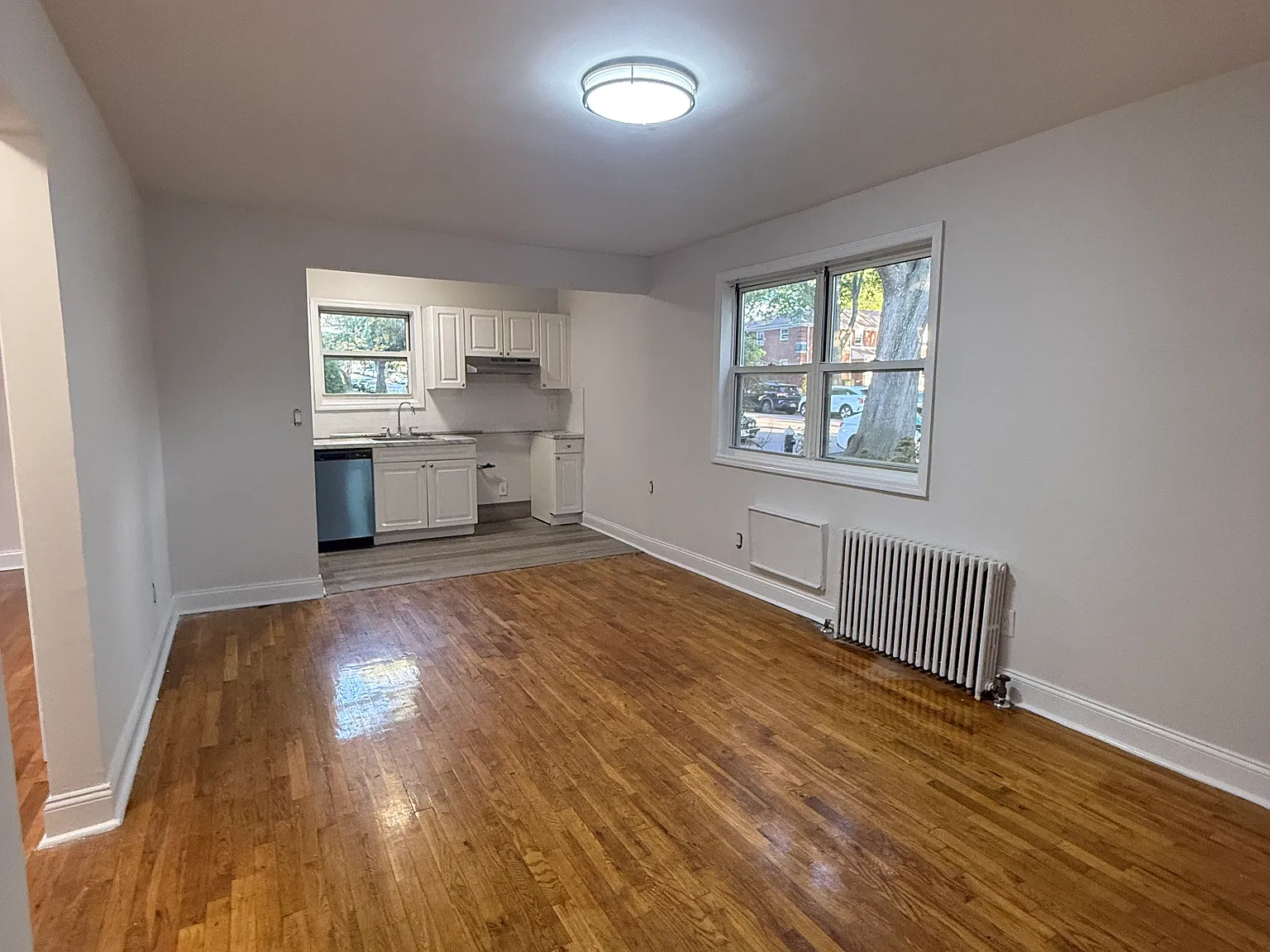 2 bed, 850 sqft, $2,650 — Photo 1