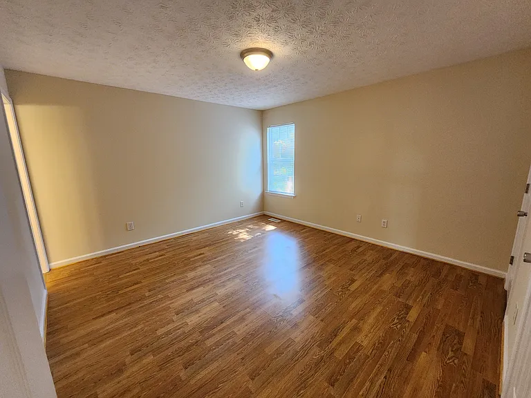 2635 Poplar Ln — Photo 16