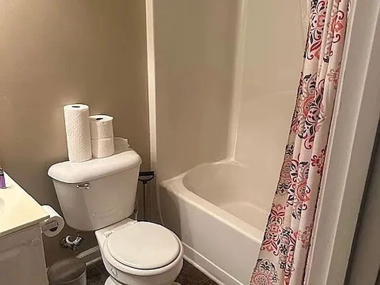 6176 Valley Green Rd — Photo 2