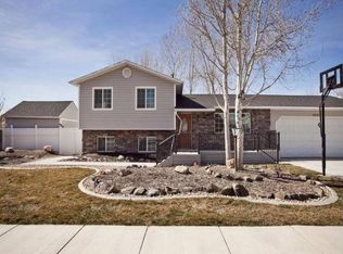 12264 S Lampton View Dr, Riverton, UT 84065
