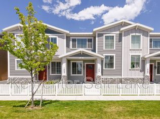 1091 W Emerald Pools Ln, Bluffdale, UT 84065