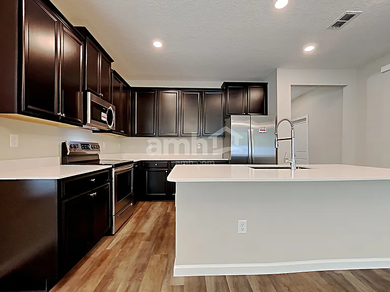 198 Spruce Point — Photo 5