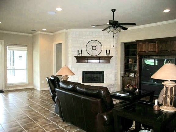 3rd image of 5490 Beacon Hill Dr