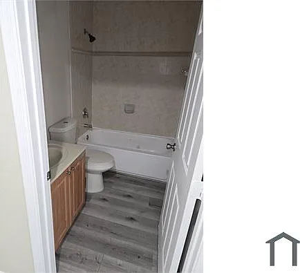 1442 SE 24th Ct — Photo 11